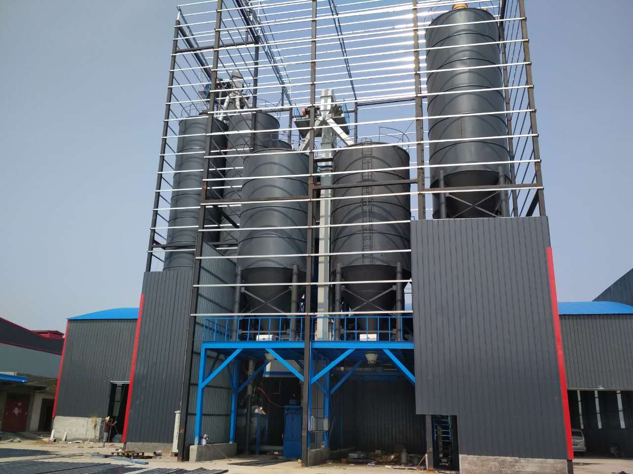 1609295737106364.jpg 年產20萬噸幹混戰.jpg