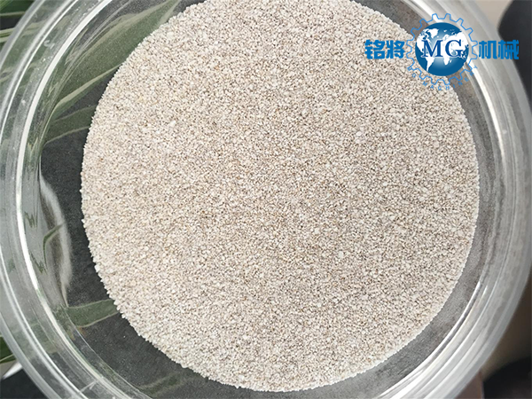 玻化微珠和珍珠岩的（de）主要區別