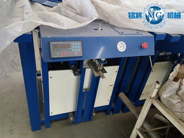 閥口袋包裝機為（wéi）您解決物（wù）料包裝問（wèn）題